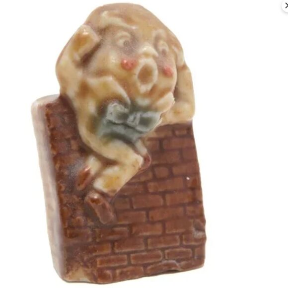 Vintage Wade Whimsies Figurines Nursery Rhymes England Humpy Goose Dog Lady x 5 - Picture 2 of 8